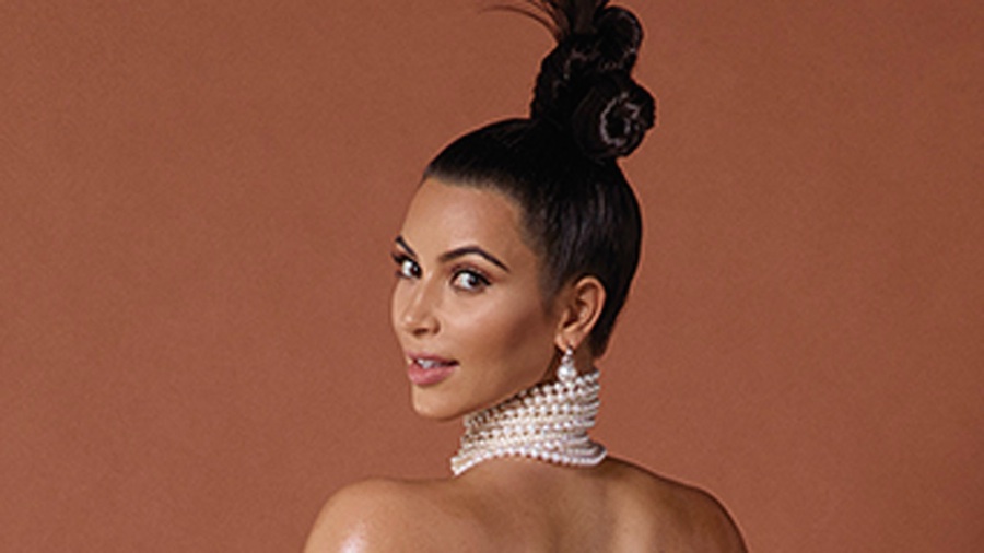 kim-kardashian-paper-magazine-back-shot