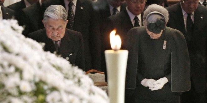 2015-01-17T040203Z_1993776454_GM1EB1H0X9U01_RTRMADP_3_JAPAN-QUAKE_700_513_c1