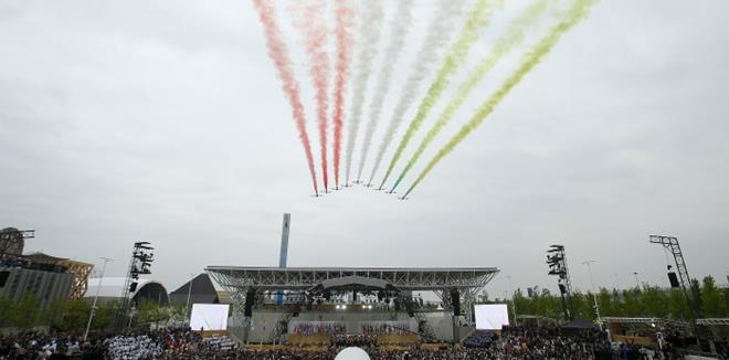 2015-05-01T112440Z_1670307228_GF10000079748_RTRMADP_3_ITALY-EXPO_1_700_443_c1