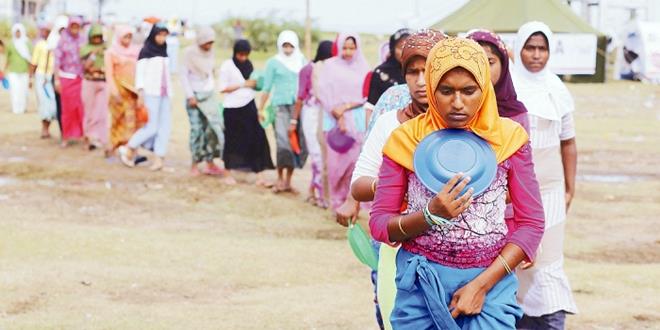 2015-05-17T060034Z_795523927_GF10000097609_RTRMADP_3_ASIA-MIGRANTS_1_700_484_c1