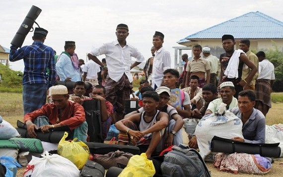 2015-05-18T061501Z_2093253991_GF10000098970_RTRMADP_3_ASIA-MIGRANTS_700_467_c1