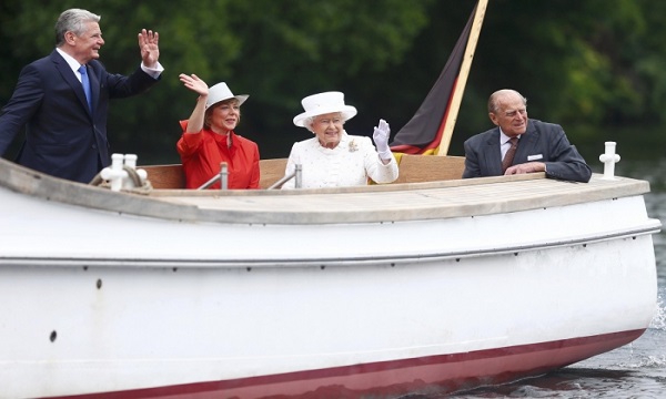 2015-06-24T094640Z_1978976198_LR2EB6O0R5H0I_RTRMADP_3_GERMANY-ROYALS_700_467_c1