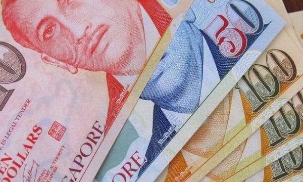 singapore-dollar_700_371_c1