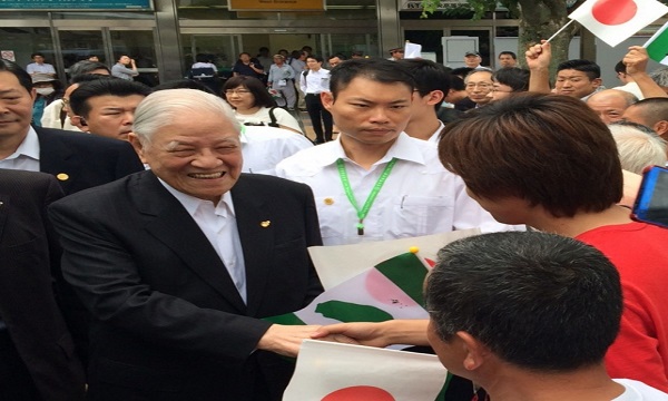 20150724PHO0049l_700_752_c1 (1)