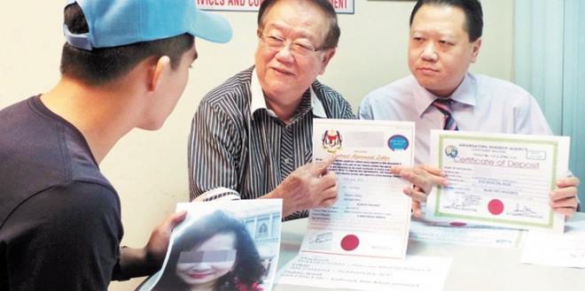 21handsome_700_489_c1