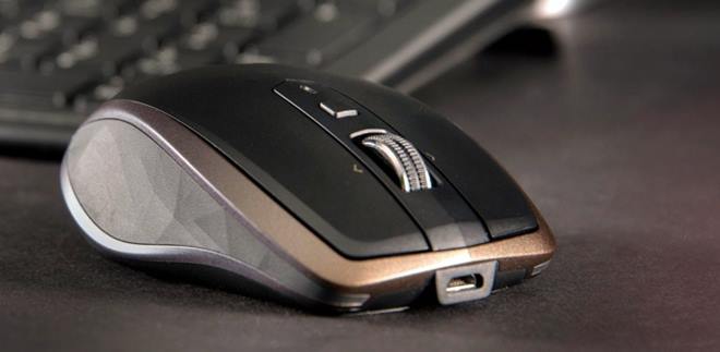 logitech-mx-anywhere-2-side-angle-1500x1000_700_467_c1