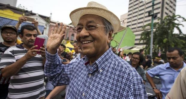 20150830_BERSIH_MAHATHIR_05_620_413_100