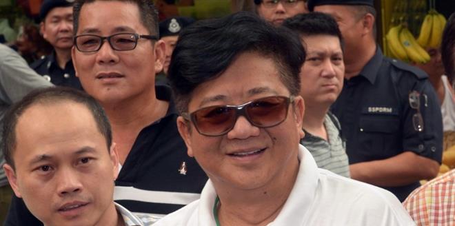 20150926HKS-a53_700_536_c1