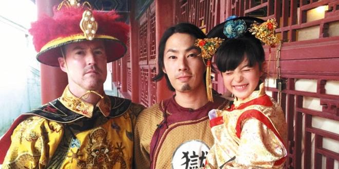 56177ee097fa2_700_933_c1