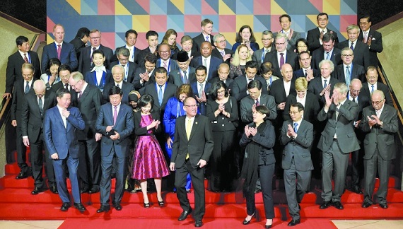 2015-11-18T070042Z_715149881_GF20000064400_RTRMADP_3_APEC-SUMMIT_700_466_c1