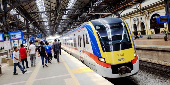 KL13_240315_KOMUTER