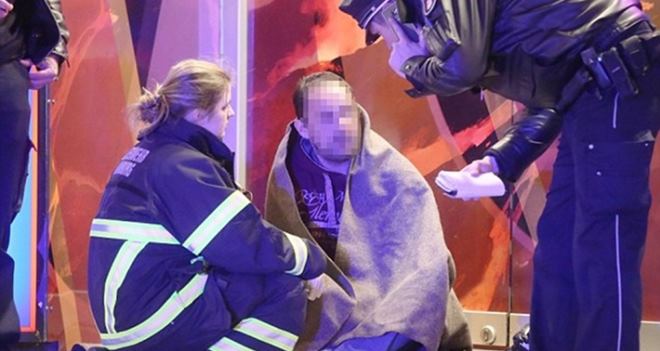 2ECB253000000578-0-image-a-42_1448448126826_700_514_c1