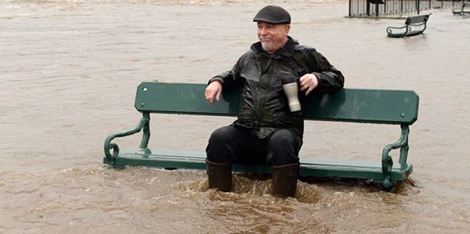UK_FLOOD_700_517_c1