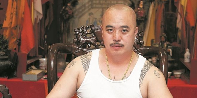 RaymondChow20160109a_700_774_c1