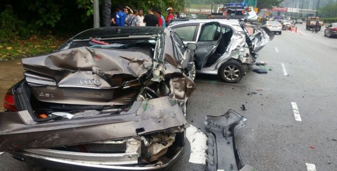 12380766_10201462791287556_1301056614_o_700_394_c1