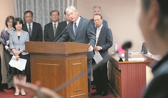 000_9L67D_700_456_c1