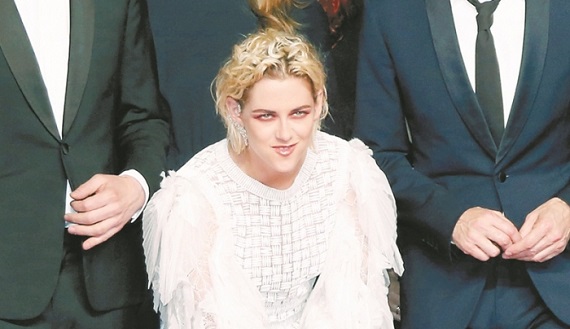 2016-05-17T210246Z_1099809756_S1BETEQAXAAA_RTRMADP_3_FILMFESTIVAL-CANNES_700_1001_c1