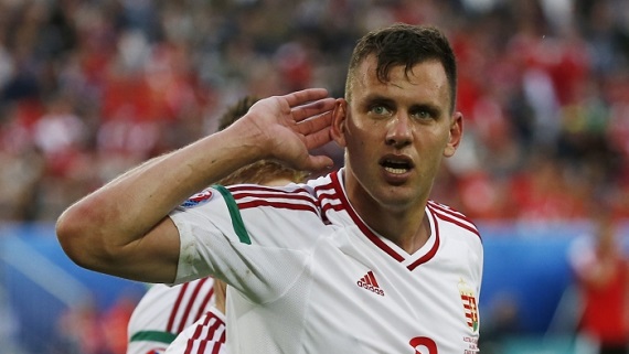 2016-06-14T172608Z_108926768_MT1ACI14437343_RTRMADP_3_SOCCER-EURO-AUS-HUN_700_477_c1