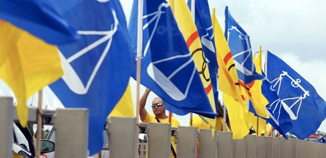 sarawak-election-flags-BN-SUPP-3004