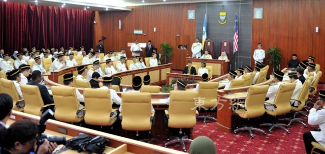 LEECW20160731______LEECW___0701_700_332_c1