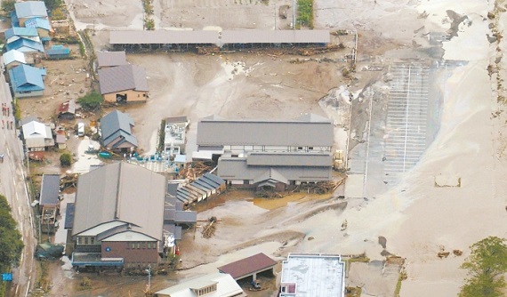 2016-08-31T033930Z_1332389290_S1AETYNOFQAA_RTRMADP_3_ASIA-STORM-JAPAN_700_846_c1