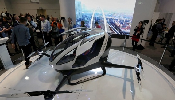 Ehang_184_drone_taxi_20160928a_700_467_c1