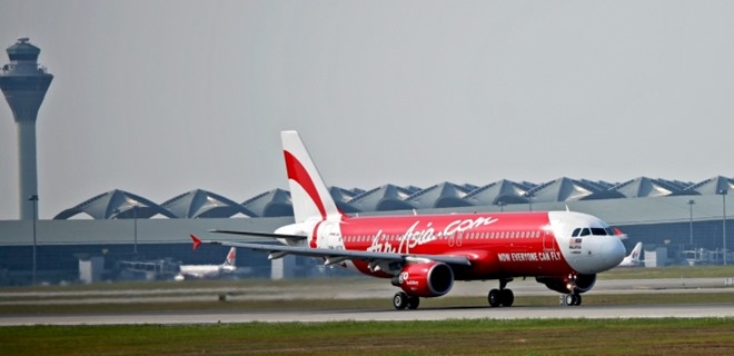 AirAsiaA320_700_358_c1