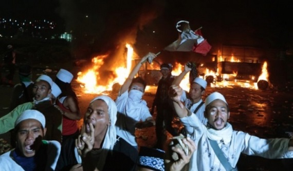 bknint-20161104230550436-1104_17011_001_01p_700_500_c1