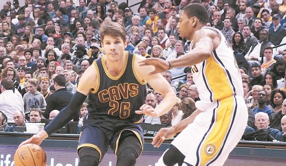 2017-02-09T042645Z_1764966236_NOCID_RTRMADP_3_NBA-CLEVELAND-CAVALIERS-AT-INDIANA-PACERS_700_624_c1