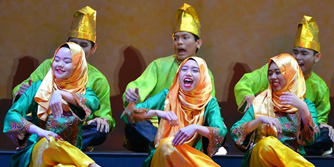 malay-cultural-group-bg