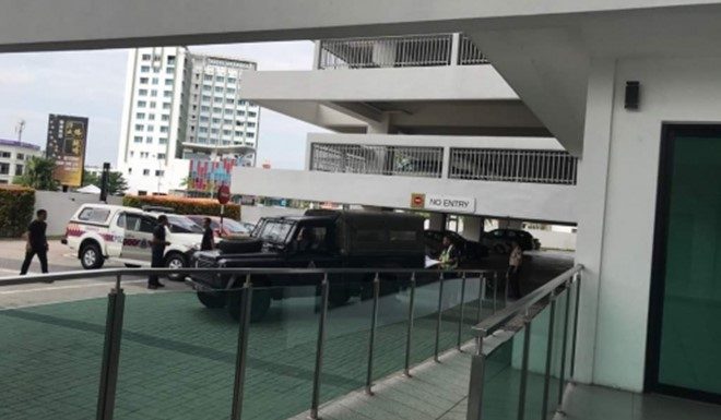 7岁女童从10楼坠落6楼停车场 当场丧命!