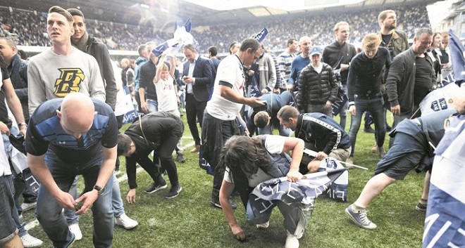 2017-05-14T173715Z_137785035_MT1ACI14793798_RTRMADP_3_SOCCER-ENGLAND-TOT-MUN (1)