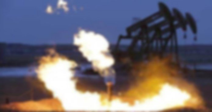 油价1天暴杀5% 到底是怎么一回事?