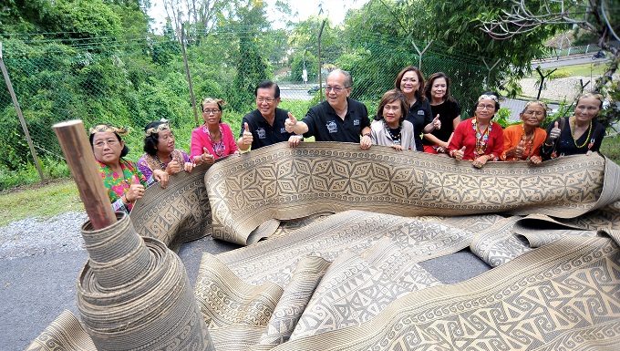 砂拉越草蓆 创世界最长记录