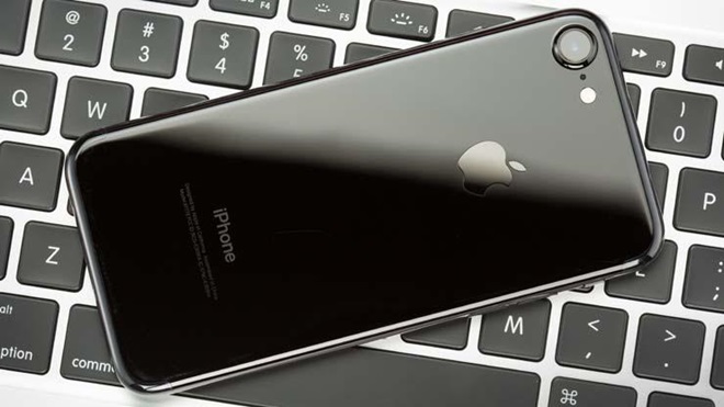 516817-iphone-7-back