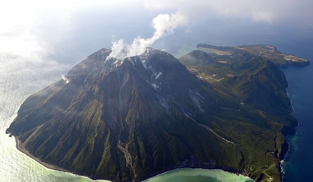 Volcanic Activity Increases At Satsuma Iojima Island
