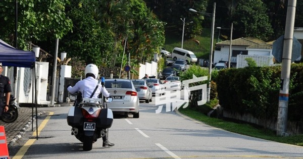 WhatsApp_Image_2018-05-18_at_10.00.50_(1)