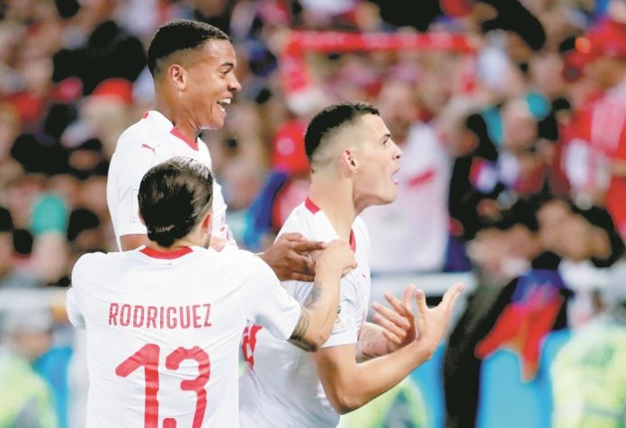2018-06-22T191142Z_595599358_RC13E971B3E0_RTRMADP_3_SOCCER-WORLDCUP-SRB-SWI