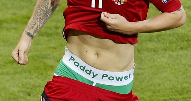 Nicklas_Bendtner_underwear
