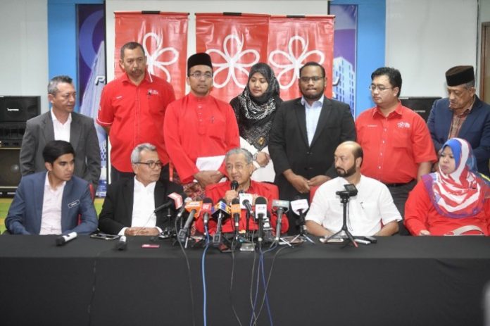 B8923B04-43D7-46E0-B714-B9C77F22CB07