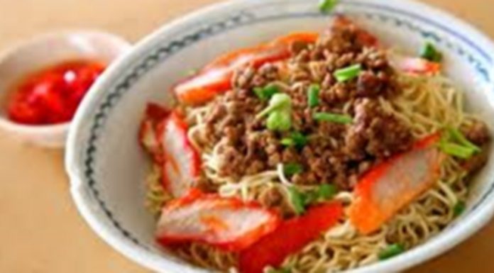 三餐都吃哥罗面 营养师:会营养不良