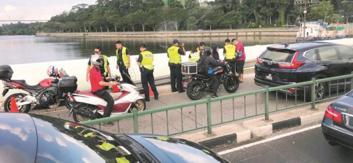 09693c680289c0e051e724db53669f41