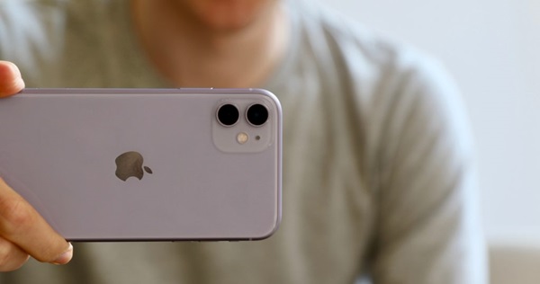 iphone11-1-7-1024x682