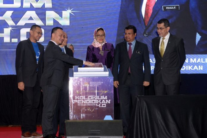 d67079315ea8262ea4914cb96465872d