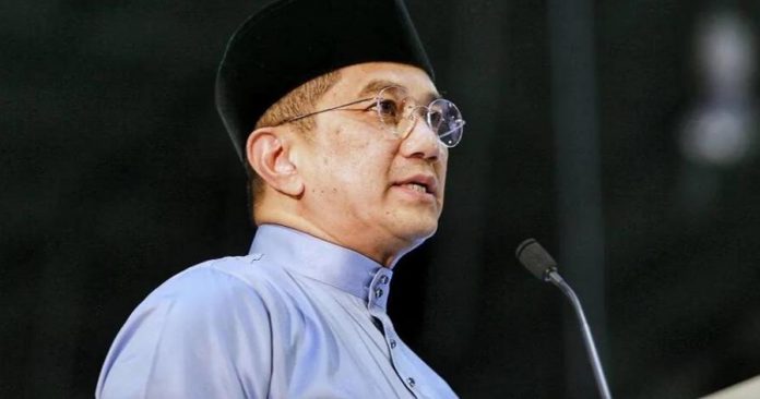 191206_azmin_mm