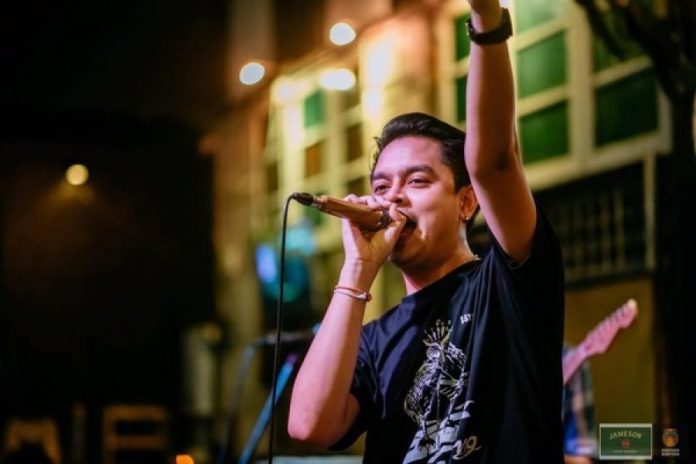 70bf984e3c604e3da0b72e8ad7c163fe