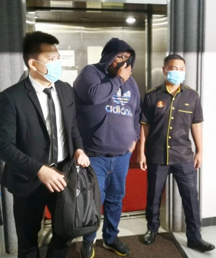 c0fcdcb56ba32ef9d95574753ed291c4