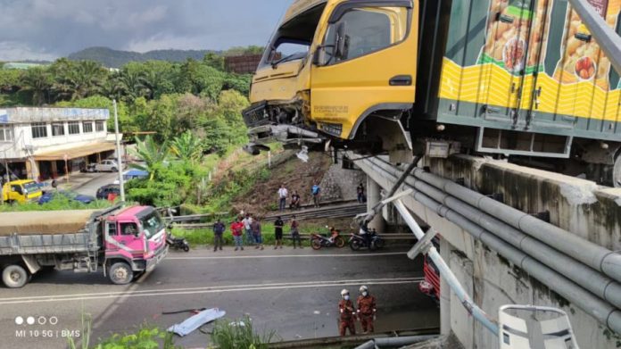 d618e8963bec70e19b4ace72e7d41431