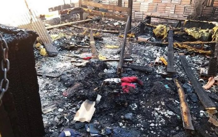 da232358ac0dcfea2913531d5c819106