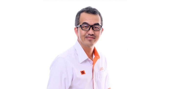 simon chin